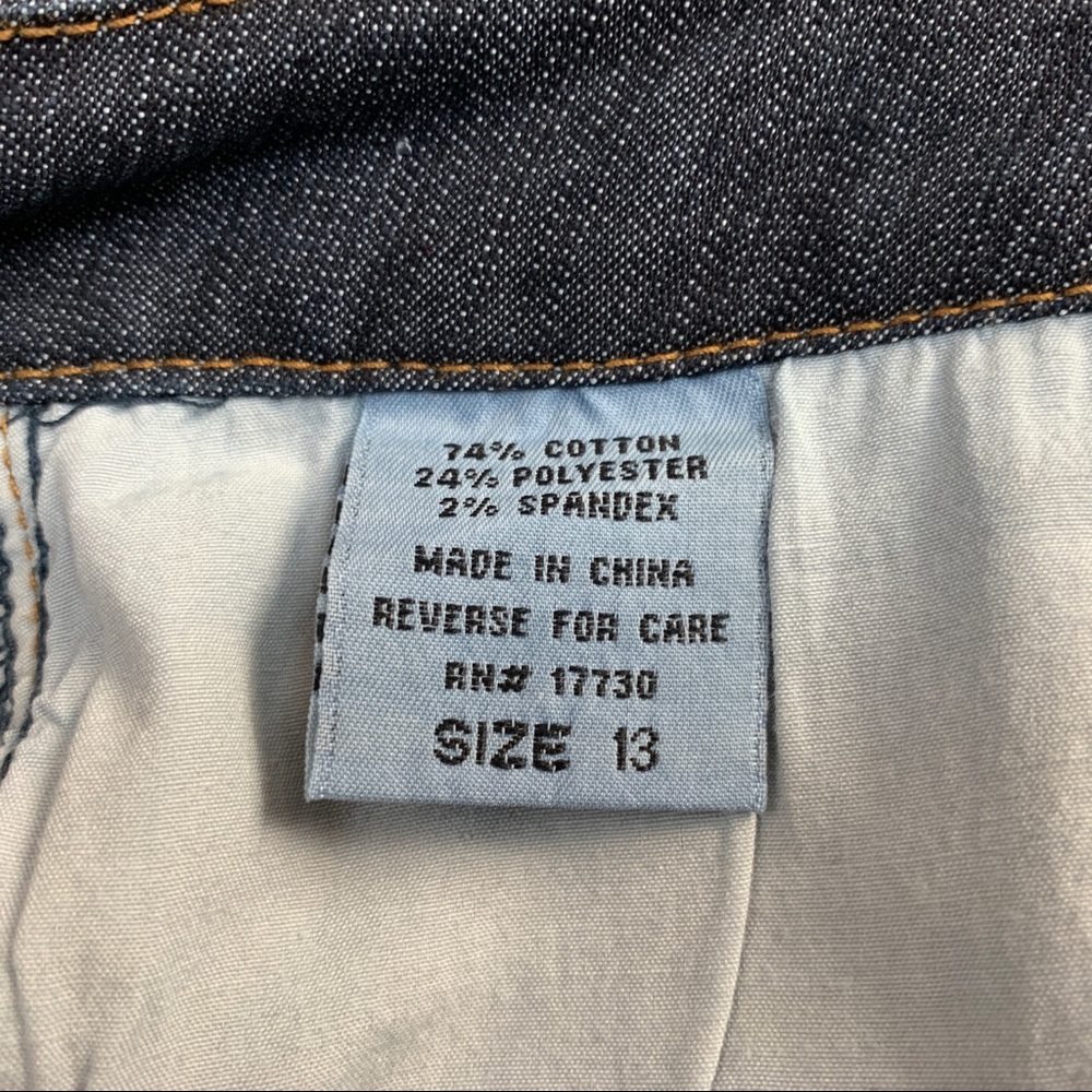 Size 13-Mossimo Jeans-Boot Cut - Picture 4 of 7